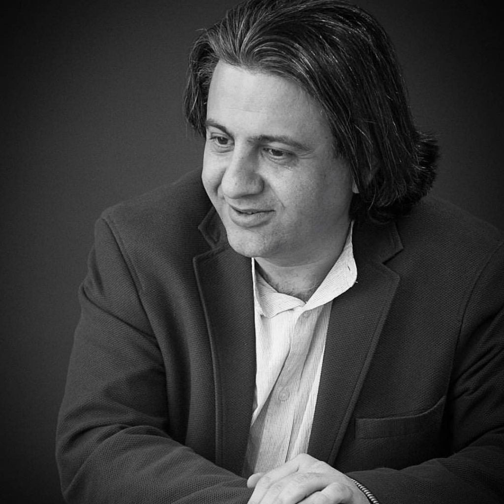افشین یداللهی