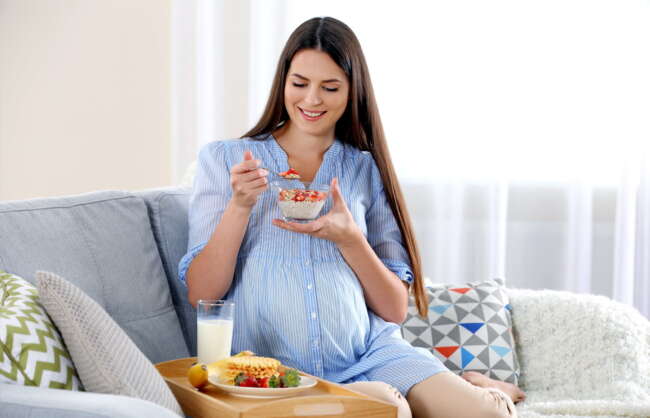 نکات تغذیه در ماه سوم بارداری برای داشتن فرزندی سالم