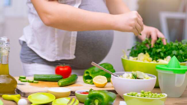 نکات تغذیه در ماه نهم بارداری برای داشتن فرزندی سالم