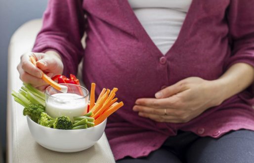 نکات تغذیه در ماه هشتم بارداری برای داشتن فرزندی سالم