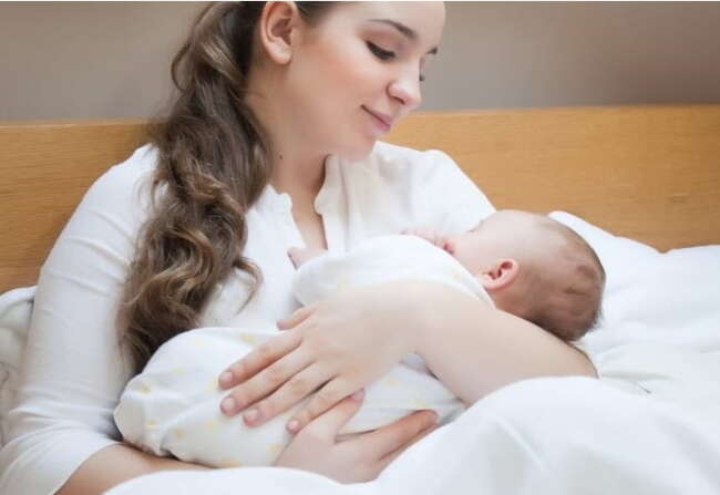 شیر مادر یگانه ماده غذایی خلق شده برای انسان اهمیت شیردهی برای کودک ۲