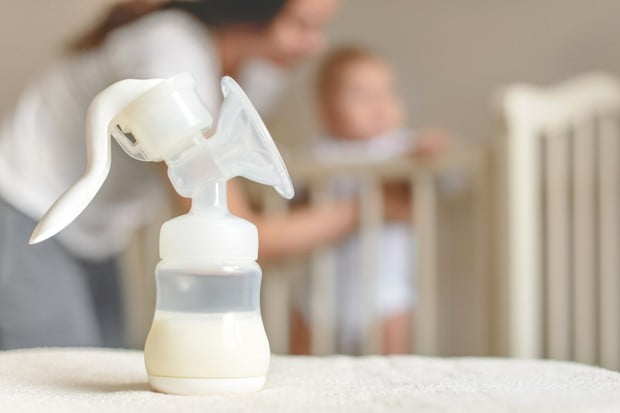 تفاوت در ترکیب و میزان چربی شیر مادر