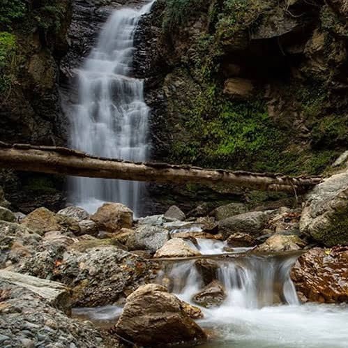آبشار دودوزن در استان گیلان