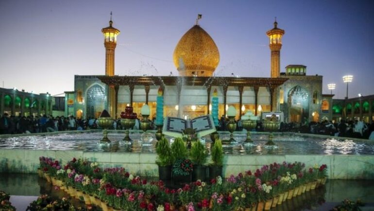 شاهچراغ شیراز محل آرامش روح