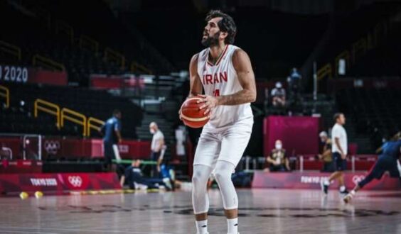 خداحافظی صمد نیکخواه بهرامی از تیم ملی بسکتبال