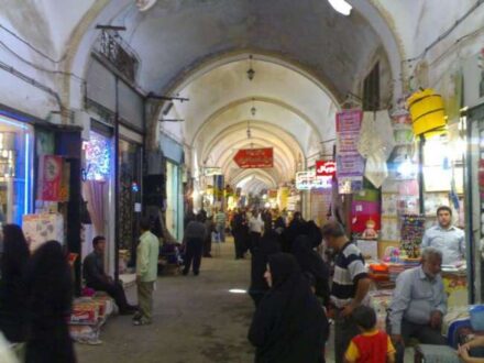 بازار قدیمی قم