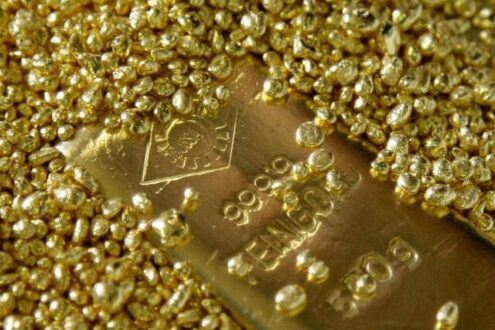 طلای جهانی ارزان‌ تر شد