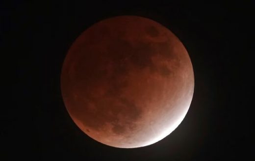 طولانی‌ ترین ماه‌ گرفتگی قرن به روایت تصویر